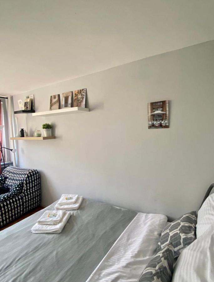 Uroczy Apartament Typu Studio - Centrum Warszawa